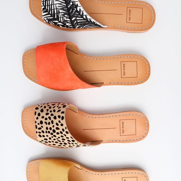 Dolce Vita CATO SUEDE LEATHER SLIDE SANDALS - Picture 5 of 8